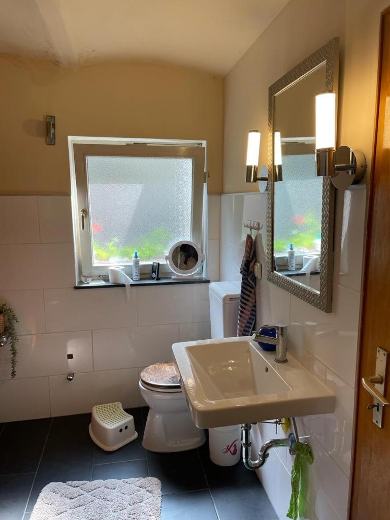 Gaestehaus Linden -Zweibettzimmer Exteriör bild