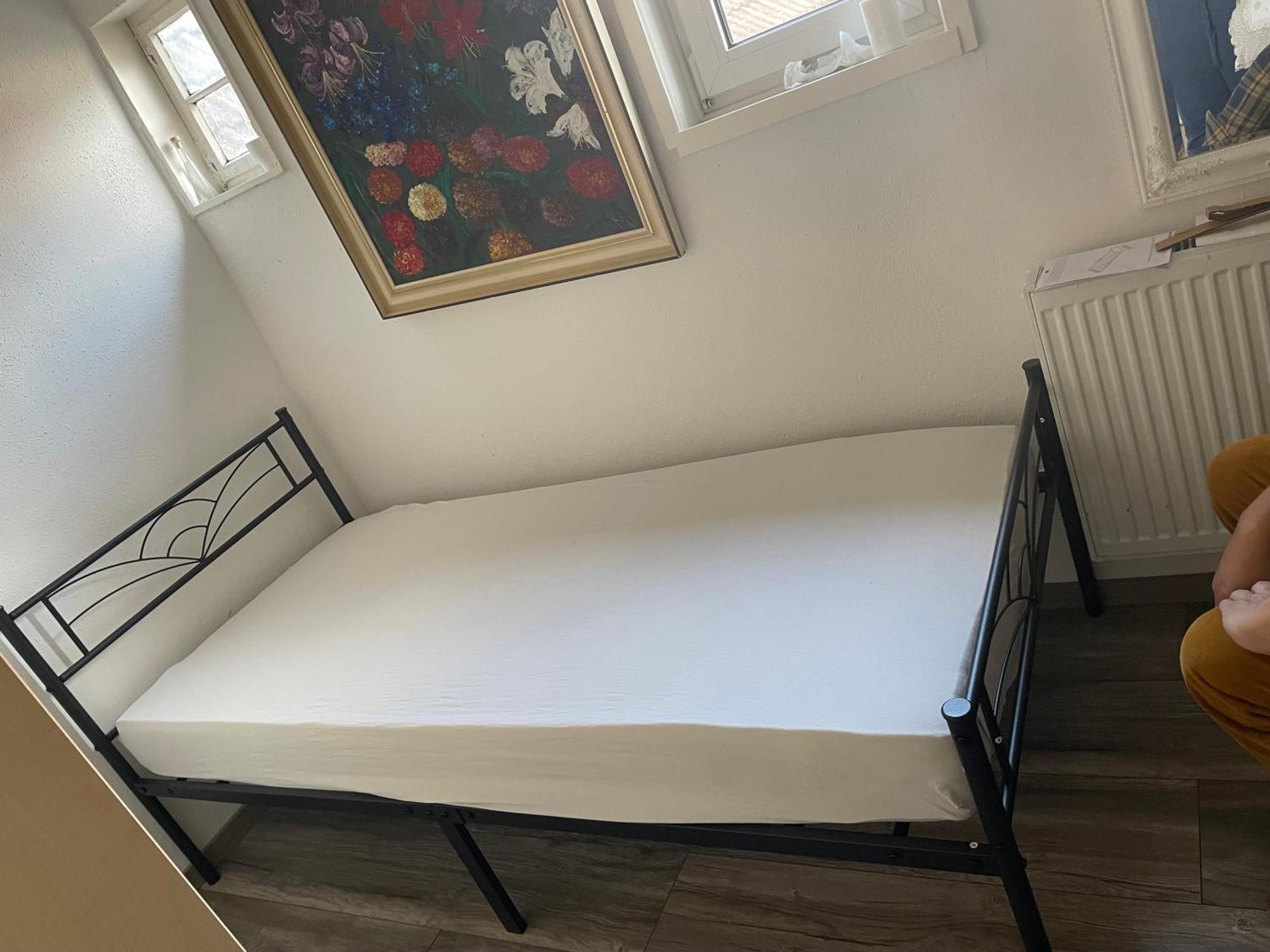 Gaestehaus Linden -Zweibettzimmer Exteriör bild